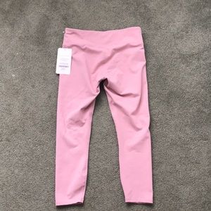 Cropped fabletics leggings